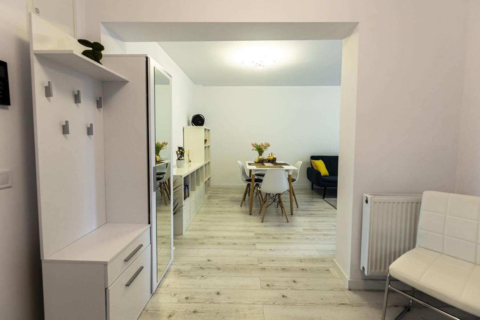 Aparthotel West Marina Floreşti 外观 照片